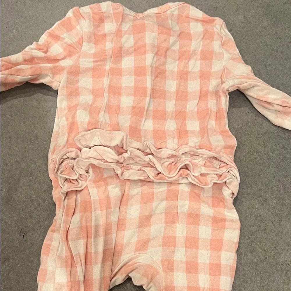 Angel deal Pink Gingham Footed One-Piece Pajamas (6-9 months)
